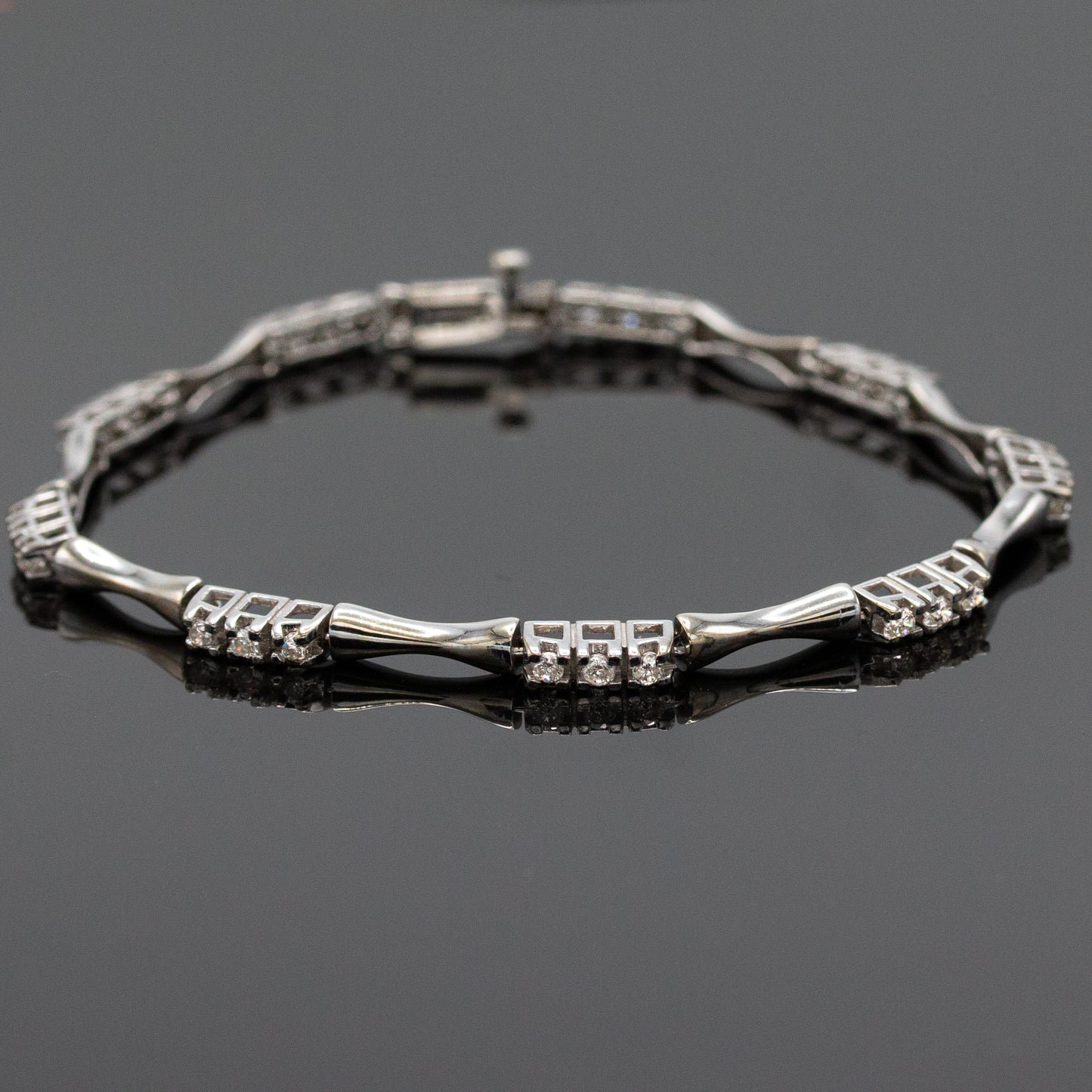 Bracelet with Diamonds (9x3)