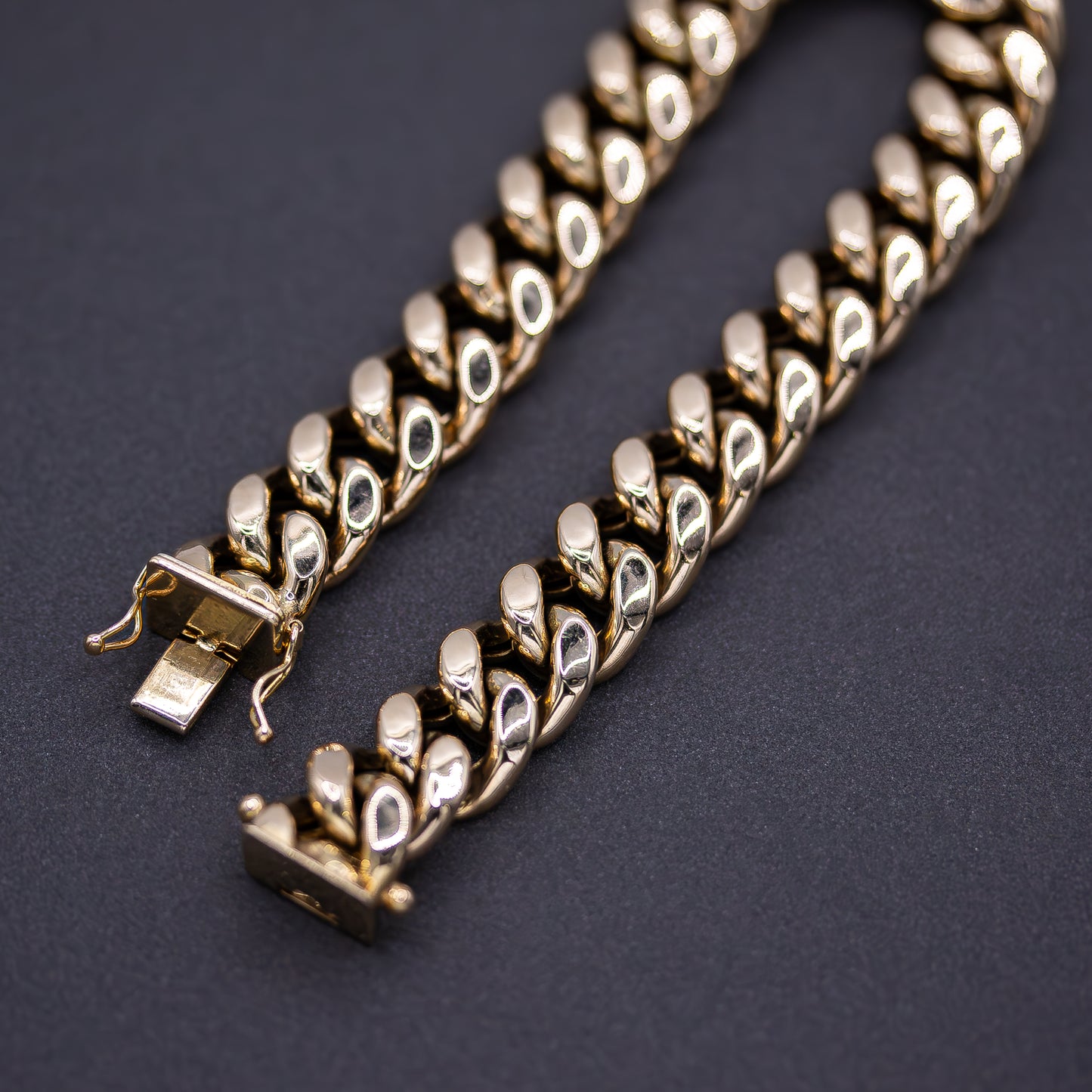 Cuban Bracelet 10K Yellow Gold