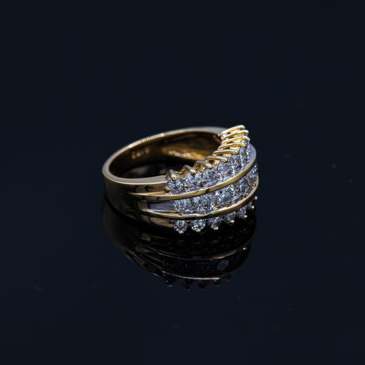 Queen Ring with Diamonds