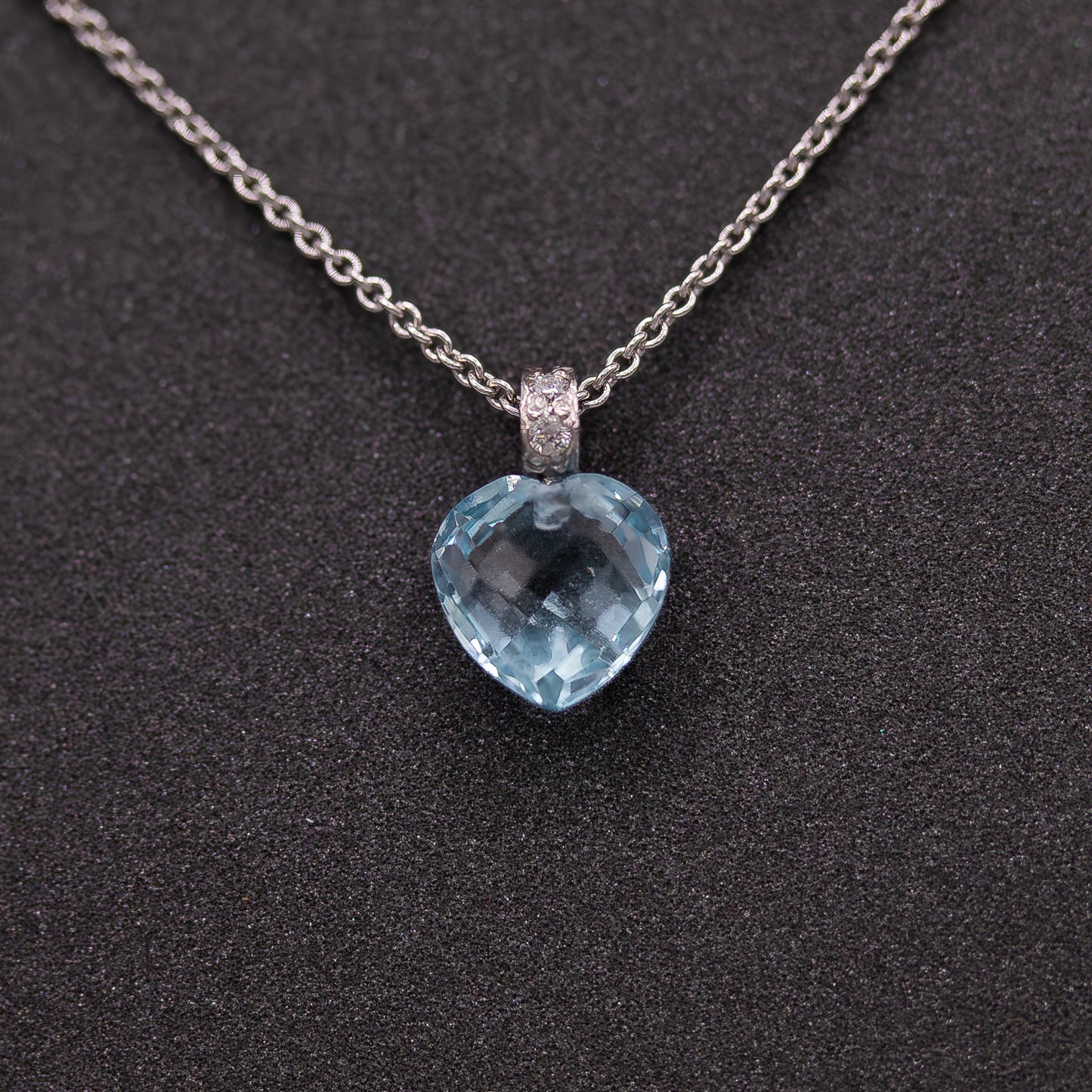 Blue Heart Aquamarine Stone Necklace With Diamonds