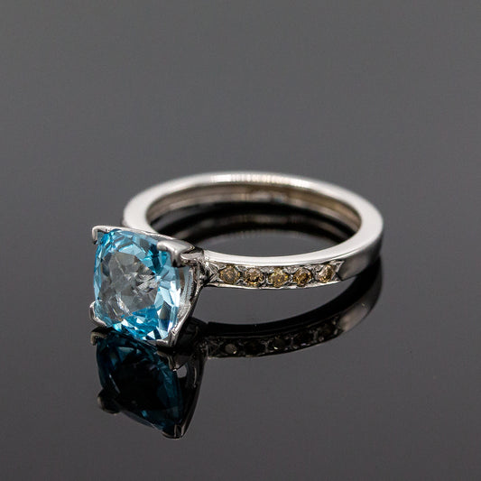 Aquamarine Gemstone, Brown Diamonds