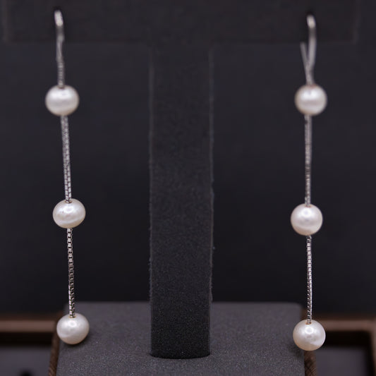 Dangling Pearl Earrings