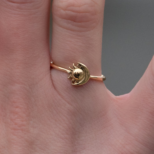 Eclipse Ring